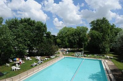 ✔️ Szabadtéri medence a Hotel Hőforrásban Hajdúszoboszlón - ✔️ Hotel Hőforrás Hajdúszoboszló ✔️ Hőforrás Thermal Hotel